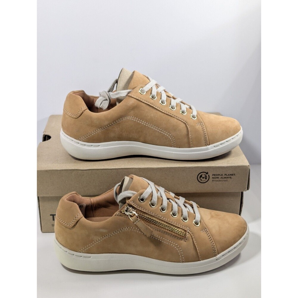 Clarks Nalle Lace Womens 6 Wide Sneakers Camel Nubuck Tan Leather New in Box